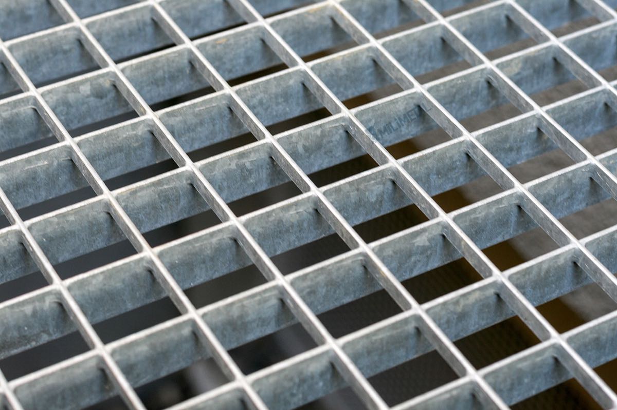 Medium Type Grating (YG)